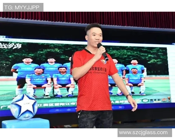 张琳钒:从青涩少年到足球明星的辉煌之路与梦想追逐 张琳钒:从青涩少年到足球明星的辉煌之路与梦想追逐